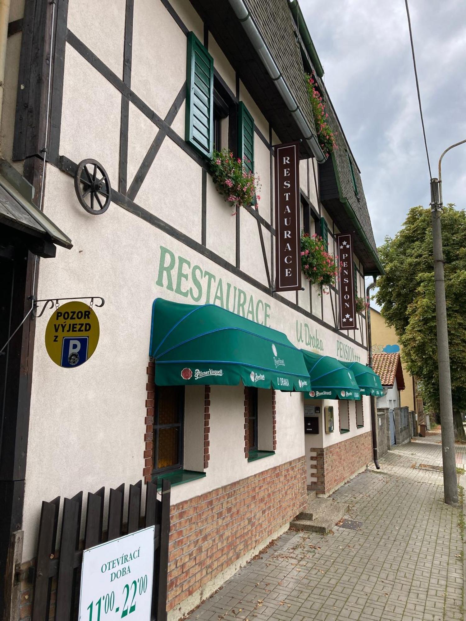 Pension U Draka Karlovy Vary Esterno foto