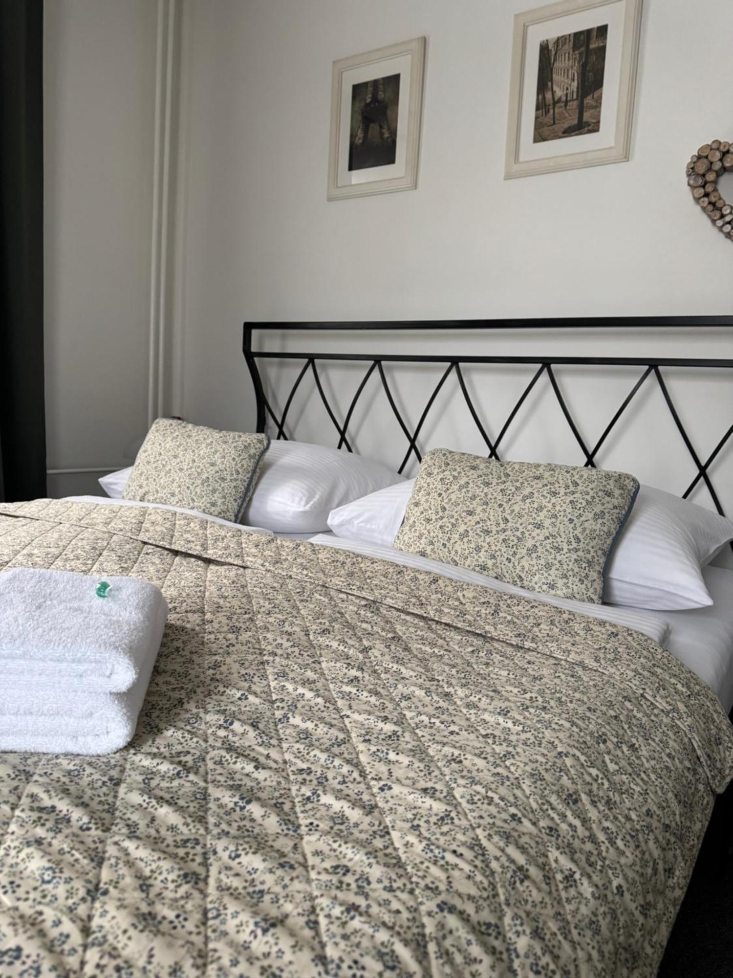 Pension U Draka Karlovy Vary Esterno foto